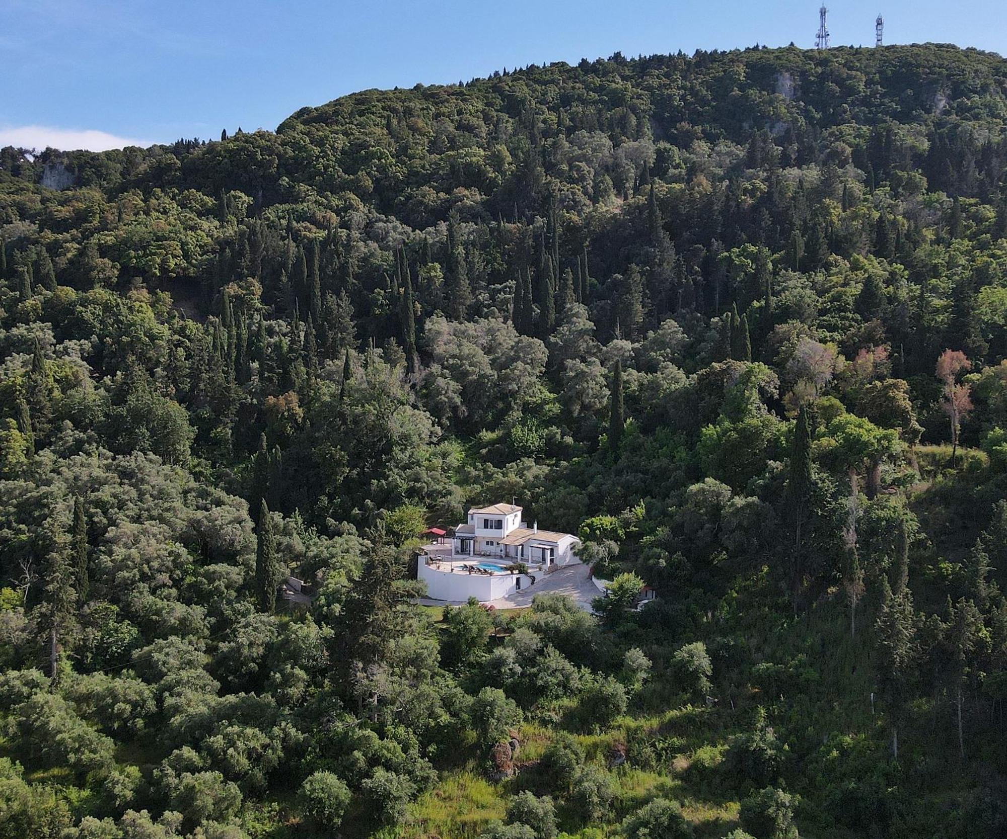 Villa Boukari Chlomos ภายนอก รูปภาพ