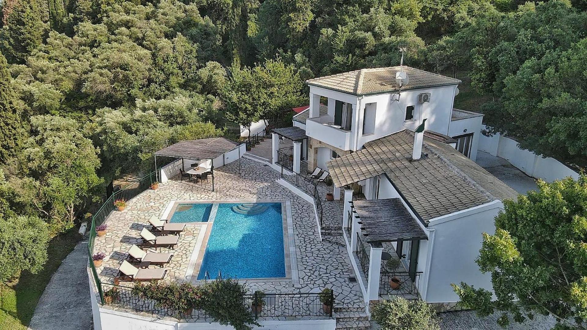 Villa Boukari Chlomos ภายนอก รูปภาพ